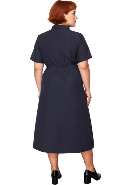 Büyük Beden Kadın Düz Desen Gömlek Elbise Standart Kol Yaka Kemerli Midi Boy Kaliteli fiyatları