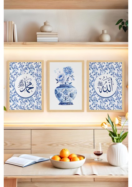 🔵 Mavi Çiçekli Allah & Muhammed Yazılı 3’lü Tablo Seti – Zarif Vazo Detaylı 🌸🕊️ CRVS1186 13 x 17