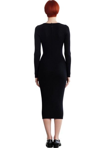 Kadın Siyah Uzun Kollu Bisiklet Yaka Triko Bodycon Maxi Elbise Zarif Gül Detayları ile Konfor fiyatları
