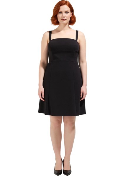 Kadın Büyük Beden Kısa Mini Abiye Elbise A Line Kesimi ve Kolsuz Tasarımıyla Partilerin Yıldızı Olun fiyatları