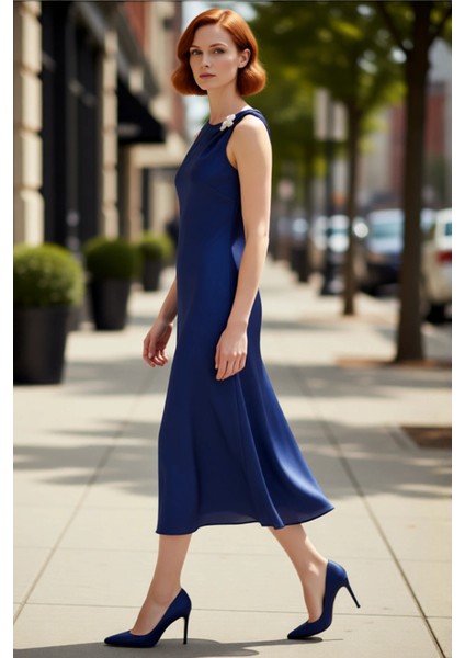 Kadın Şık Asimetrik Yaka Kolsuz A Kesim Polyester Maxi Elbise Zarif Saten Dokusuyla Özel Günler modelleri