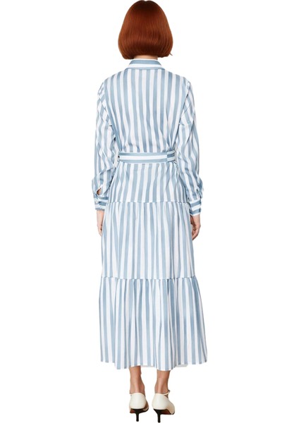 Kadın Fashion Forward Çizgili Dokuma Gömlek Yaka Kuşaklı Fırfırlı Etekli Maxi Elbise Ilkbahar fiyatları