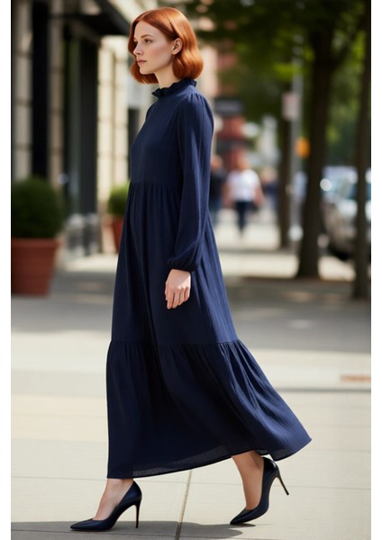 Kadın Maxi Boy A Line Krinkıl Dokuma Elbise Dik Yaka Detaylı Şık ve Konforlu Ilkbahar Yaz Seçimi fırsatları