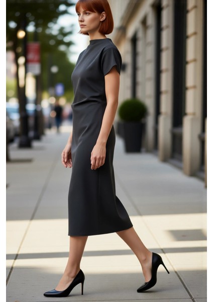 Kadınlar Için A Kesim Düz Desen Midi Elbise Düşük Kol ve Büzgü Detaylı Finike Dokuma Zarif modelleri