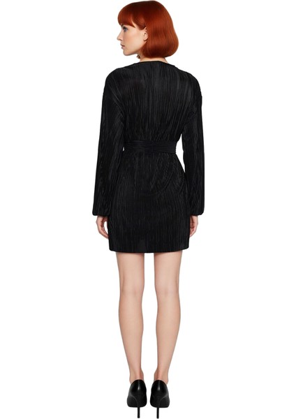 Kadın Kruvaze Yaka Pilise Polyester Uzun Balon Kol Mini Boy A Kesim Bağlama Detaylı Kışlık Abiye modelleri