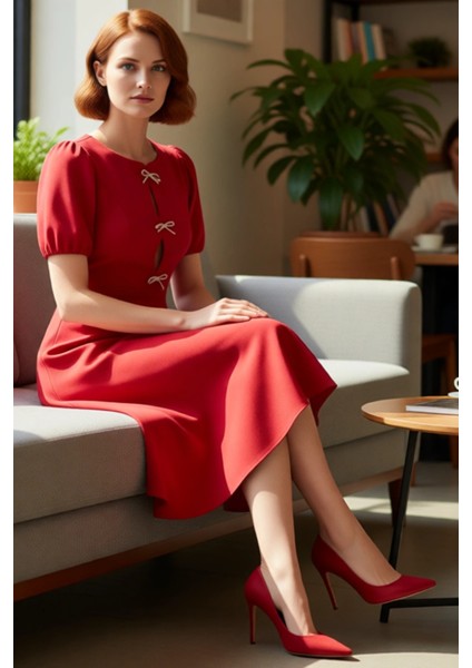 Kadın Şık Gece Ortamları Için Skater Midi Balon Kol Fiyonklu Bisiklet Yaka Kokteyl Elbisesi