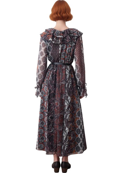 Kadın Astarlı V Yaka Balon Kol Şal Desenli Maxi Elbise Skater Kalıbı Ile Göz Kamaştırır. Kaliteli fiyatları