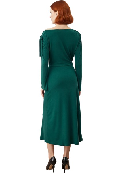 Kadınlar Için Şık ve Modern Uzun Kollu Midi A Kesim Örme Sandy Kumaş Bağlama Detaylı Asimetrik Yaka fiyatları