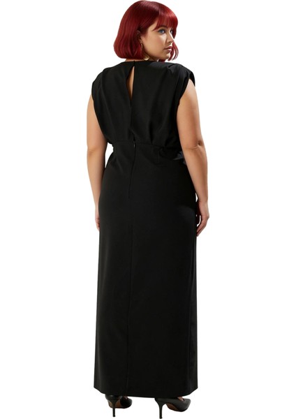 Kadın Büyük Beden Kolsuz Yırtmaçlı Maxi Dokuma Abiye Elbise Özel Günler Için Şık Tasarım Kaliteli fırsatları