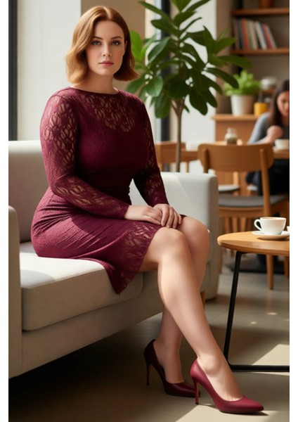 Modern Kadın A Kesim Düz Desen Dantel Örme Mini Elbise Uzun Kollu Kayık Yaka ile Şık Görünüm