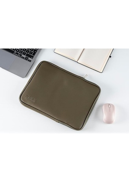 - 14" Inç Su Geçirmez, Vegan Deri ve Fermuar Özellikli Macbook &amp; Tablet &amp; Laptop Çantası (Haki Yeşil)