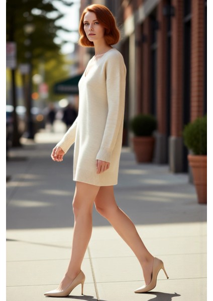 Kadın Düz Desen Mini Boy Triko Kazak Elbise Rahat Kesim V Yaka Kış Sezonu Için Mükemmel Kaliteli modelleri