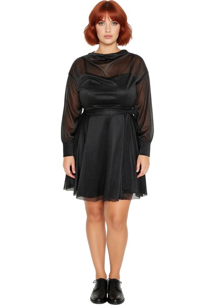 Kadın Siyah Skater Mini Elbise Degaje Yaka Düşük Kol Tül Detaylı Örme Şık Akşam Elbisesi Kaliteli modelleri