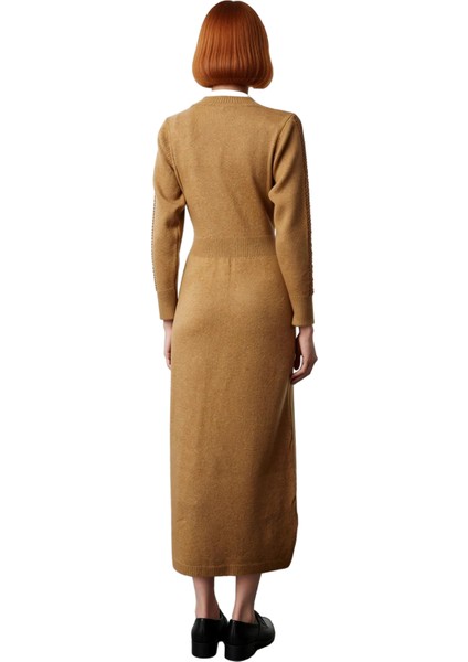 Kadın Kışlık Dantel Detaylı Balon Kol Maxi Triko Elbise Tesettür Giyim Için Modern Bir Seçim modelleri