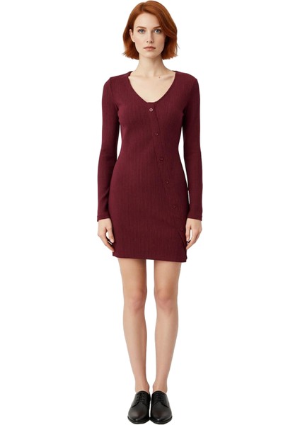 Kadın Uzun Kollu V Yaka Bodycon Kesim Asimetrik Düğmeli Örme Mini Elbise Şık ve Konforlu Kaliteli