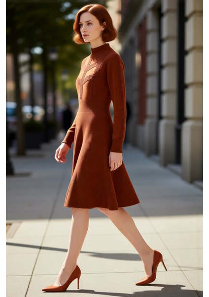 Kadınlar Için Kışlık Bej Rengi Dik Yaka Balon Kol A Kesim Akrilik Triko Mini Elbise Zarafeti. fırsatları