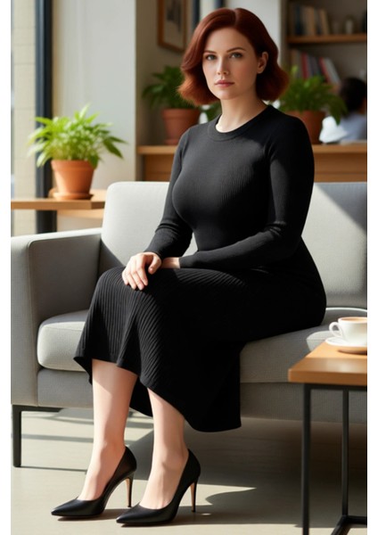 Kadın Uzun Kollu Bisiklet Yaka Düz Desenli A Line Triko Midi Elbise Şık ve Konforlu Günlük Stil