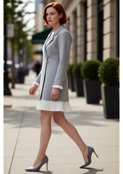 Kadın Gri Piliseli Etekli Blazer Elbise Uzun Kollu Ofis Stili Için Modern Şık Mini Tasarım modelleri