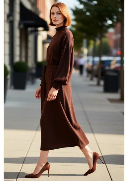 Kadın Uzun Kol Düz Akrilik Triko Elbise Dik Yaka Balon Kollu Maxi Boy Kemerli Günlük Şıklık modelleri