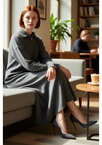 Kadın Gri Rahat Kesim Maxi Triko Elbise Fermuar Detaylı Dik Yaka Kışlık Günlük Stil Seçimi fırsatları