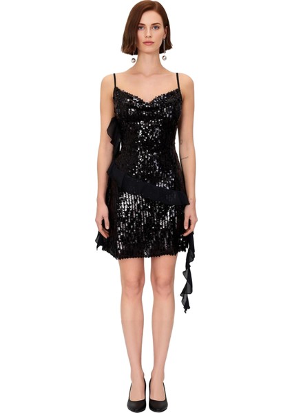 Kadın Gece Şıklığına Özel Degaje Yaka Fırfırlı Payet Astarlı Kısa Abiye Elbise Zarafeti Kaliteli fiyatları