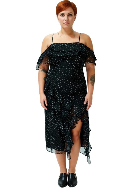 Kadın Puantiyeli Desenli A Line Kesim Kare Yaka Ince Askılı Fırfırlı Maxi Boy Elbise Yaz Stili modelleri