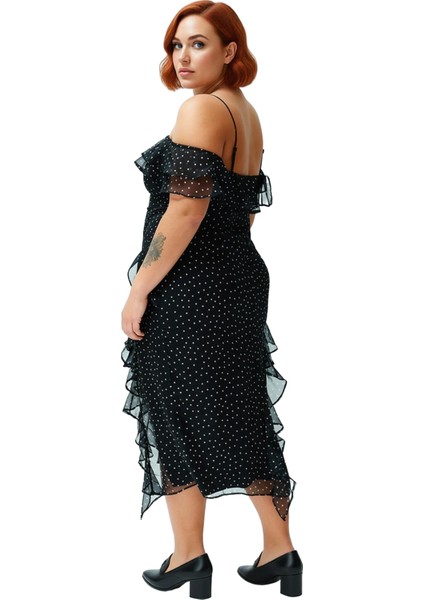 Kadın Puantiyeli Desenli A Line Kesim Kare Yaka Ince Askılı Fırfırlı Maxi Boy Elbise Yaz Stili fırsatları