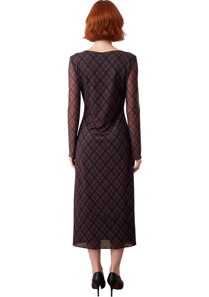 Kadın Bağlama Detaylı Ekose Desenli Maxi Elbise Bodycon V Yaka Uzun Kollu Tül Örme Kışlık Stil modelleri