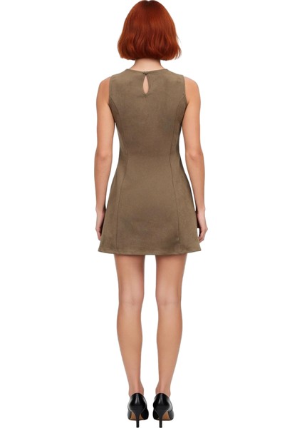 Kadın Nervür Detaylı Haki Rengi Düz Süet Dokuma Skater Kalıp Kolsuz Mini Elbise Kaliteli Şık fiyatları