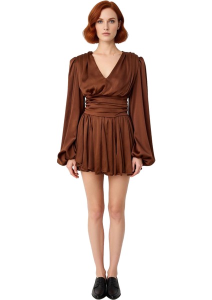 Kadın Skater Balon Kol V Yaka Mini Elbise Şık Gece Davetleri Için Ideal Seçim Saten Dokuma modelleri