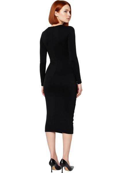 Kadın Vücuda Oturan Uzun Kollu Düz Drapeli Midi Örme Elbise Şık Gündüz Gece Kombinleri Için Ideal fırsatları