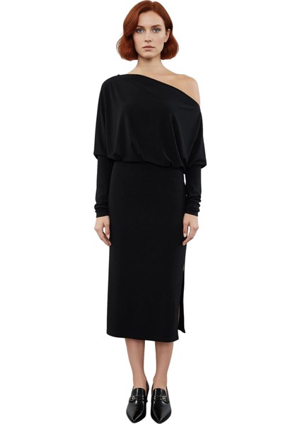 Kadın Bodycon Kalıp Düz Asimetrik Yaka Düşük Uzun Kol Yırtmaç Detaylı Şık Midi Örme Elbise Kış modelleri