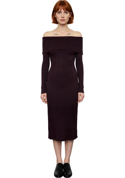 Kadın Düz Desen Midi Boy Triko Carmen Yaka Uzun Kollu Shift Kalıp Zarif Elbiseleri Kaliteli fiyatları