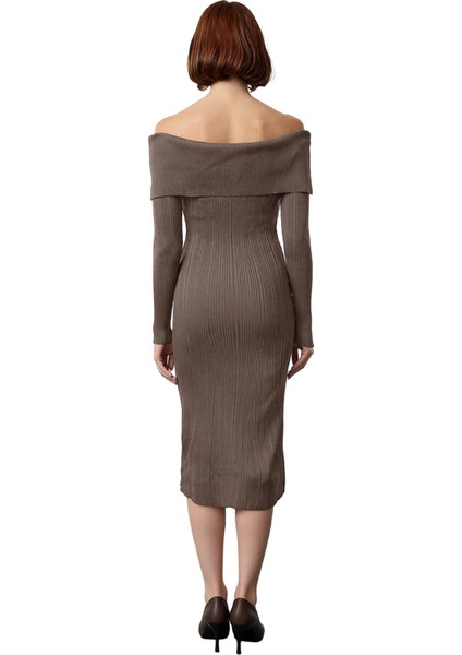 Kadın Düz Desen Midi Boy Triko Carmen Yaka Uzun Kollu Shift Kalıp Zarif Elbiseleri Kaliteli modelleri