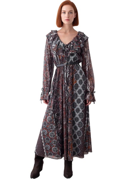 Kadın Şal Desenli V Yaka Balon Kol Astarlı Maxi Boy Skater Elbise Günlük Şıklık Sunar. Kaliteli modelleri