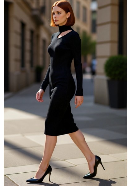 Kadın Bodycon Kesim Midi Uzun Kollu Triko Elbise Dik Yaka Cut Out Detaylı Şık Fitilli Tasarım