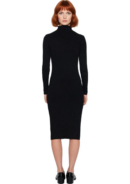 Kadın Bodycon Kesim Midi Uzun Kollu Triko Elbise Dik Yaka Cut Out Detaylı Şık Fitilli Tasarım fırsatları