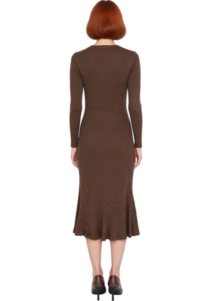 Kadınlar Için Akrilik Triko Midi Elbise Bisiklet Yaka Uzun Kollu Düz Desen Günlük Şık Tasarım fırsatları