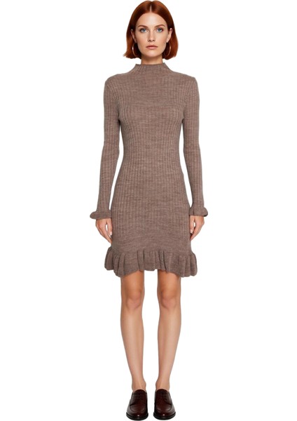 Kadın Fitilli Triko Mini Elbise Fırfır Detaylı Uzun Kollu Dik Yaka Kışlık Şıklık ve Konfor Sunar modelleri