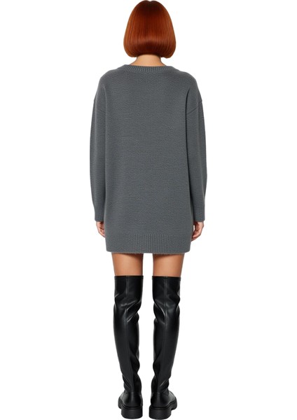 Kadın Shift Kalıp V Yaka Düşük Kollu Triko Kazak Elbise Günlük Şık Konforlu Kombinler Için Ideal fırsatları