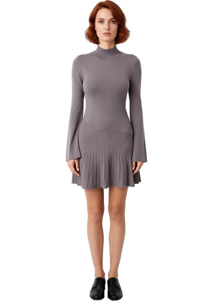 Kadın Skater Siluet Dik Yaka Ince Triko Elbise Uzun Kol Rahat Kışlık Şık Günlük Modern Kombin