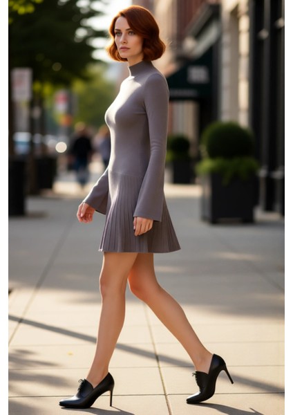 Kadın Skater Siluet Dik Yaka Ince Triko Elbise Uzun Kol Rahat Kışlık Şık Günlük Modern Kombin modelleri