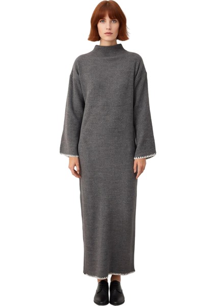 Kadın Casual Dik Yaka Düşük Kollu Maxi Boy Triko Elbise Rahat Shift Kalıp Kış Kombinleri Için