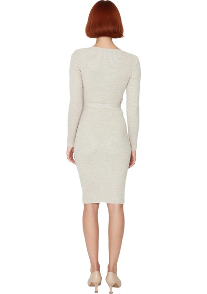 Kadın Düz Desen Akrilik Triko Midi Elbise Kuşaklı Uzun Kollu Rahat Bodycon Kesim Ilkbahar Sonbahar fiyatları