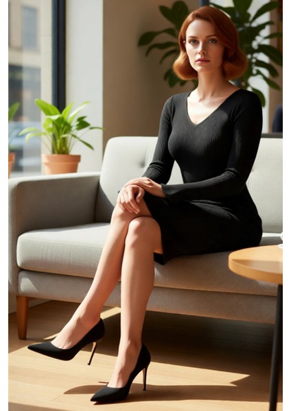 Kadın V Yaka Düz Desen Akrilik Triko Bodycon Uzun Kollu Kısa Elbise Kışlık Şıklık ve Konfor Sunar