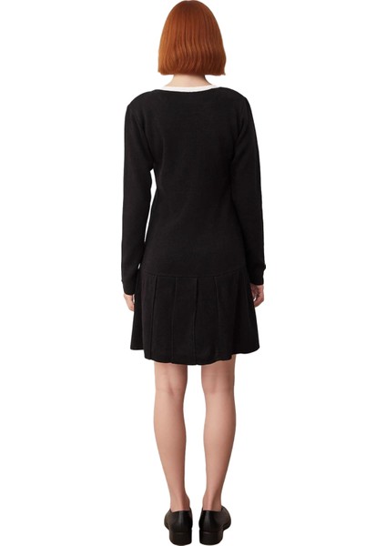 Kadın Siyah Renk Bloklu Bisiklet Yaka Uzun Kollu Skater Kalıp Süper Mini Triko Elbise Kaliteli fırsatları