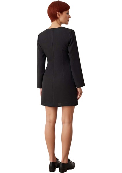 Kadın Shift Kalıp Aksesuar Detaylı V Yaka Düz Kesim Uzun Kollu Krep Kışlık Ofis Mini Elbise fırsatları