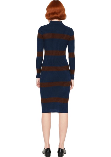 Kadın Triko Çizgili Bodycon Midi Elbise Dik Yaka Uzun Standart Kol Akrilik Rahat Şık Tasarım fırsatları