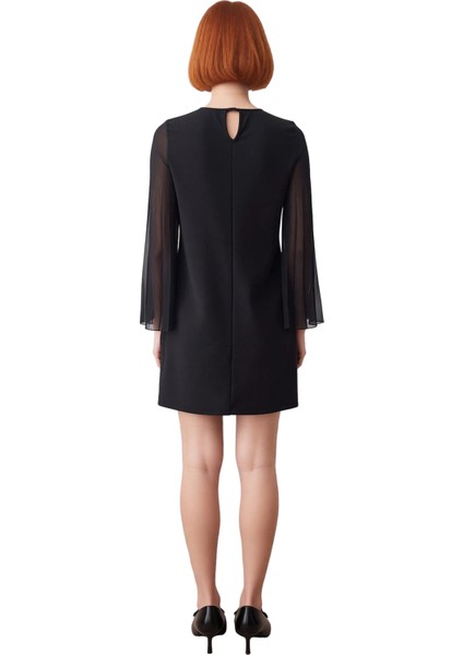 Kadın Siyah Shift Kalıp Dokuma Detaylı Bisiklet Yaka Scuba Krep Mini Örme Elbise Kışa Uygun fırsatları