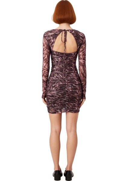 Kadın Bodycon Mini Elbise Uzun Kollu Kalp Yaka Animal Desenli Tül Örme Astarlı Kokteyl Şıklığı fırsatları